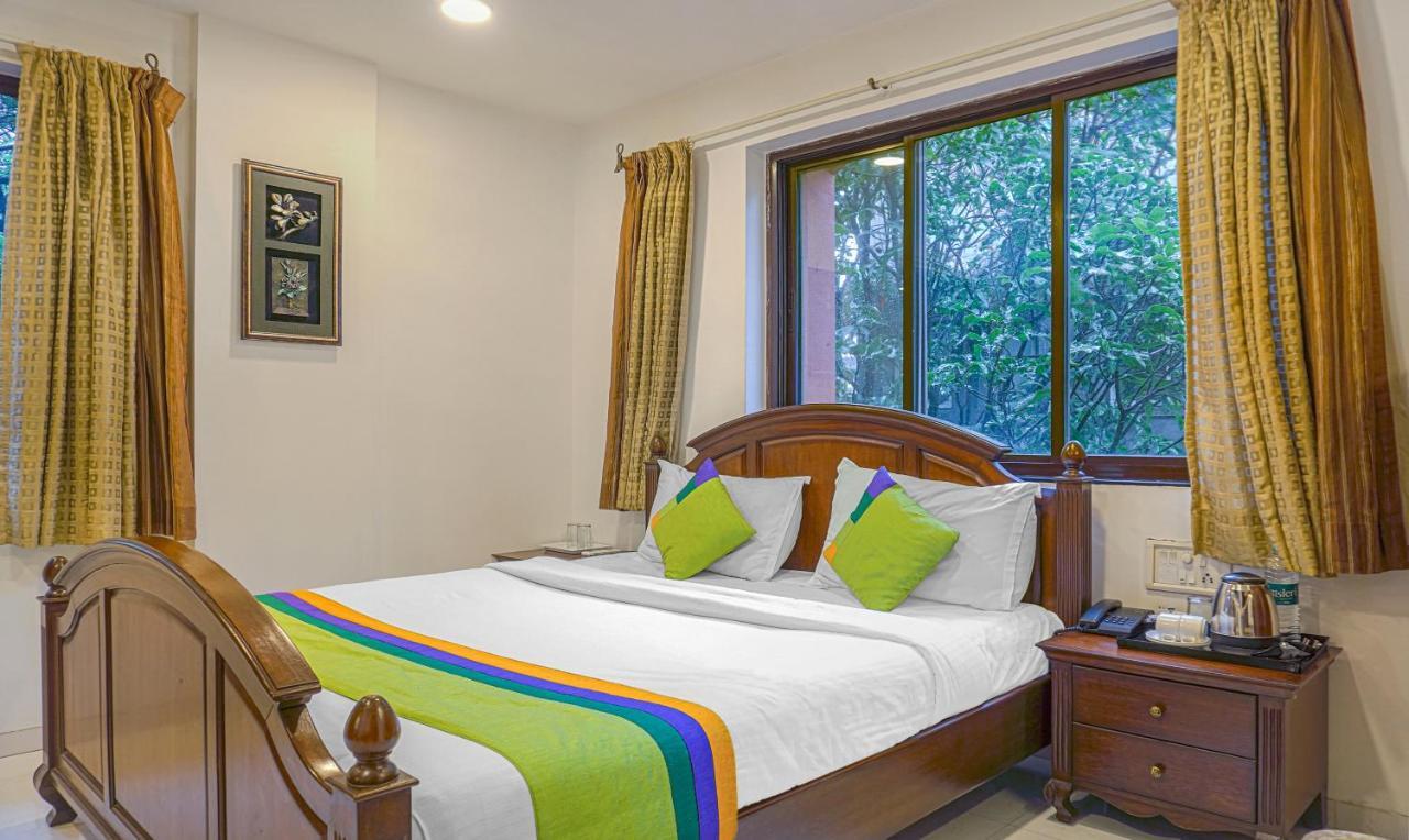 Treebo Trend Royalty Hotel Pune Exteriör bild